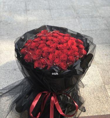 31朵玫瑰花的花语（用花语传达深情，31朵玫瑰告诉你什么？）