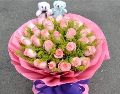 九朵玫瑰花的象征意义（美丽的花束中的深意）