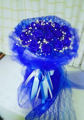 蓝色妖姬花语之美丽与神秘（揭秘蓝色妖姬花的奇妙寓意与魅力）