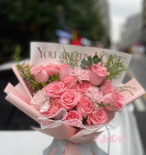 19朵粉玫瑰的象征意义（揭示粉玫瑰鲜花的丰富内涵）