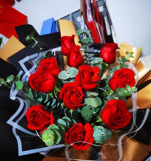 100朵玫瑰代表什么意思？100朵玫瑰花语详细解读？