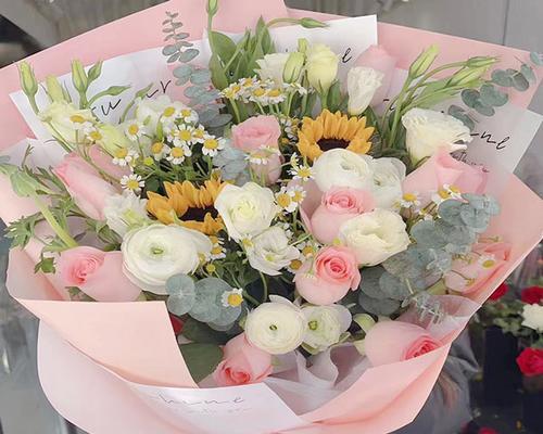 11朵玫瑰花配1朵百合花可以吗