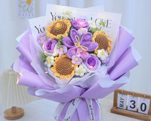 玫瑰花束手捧花礼物送什么？哪种花语最能表达爱意？