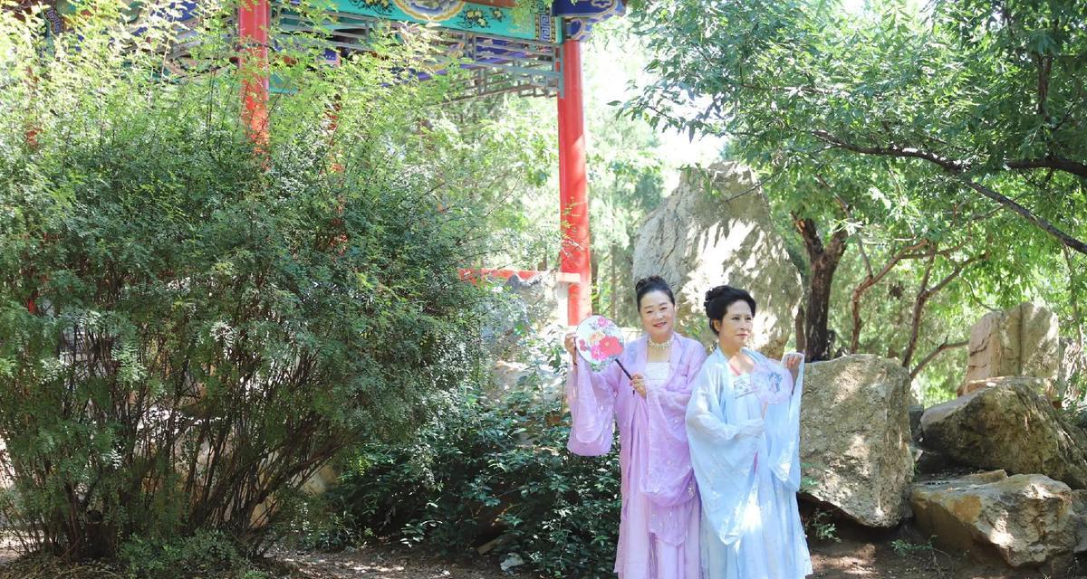 汉服种花的花语是什么？如何通过汉服搭配表达花语？