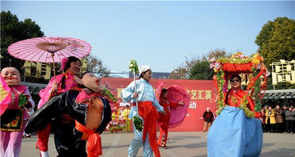 花挑舞的由来是什么？它的寓意又有哪些？
