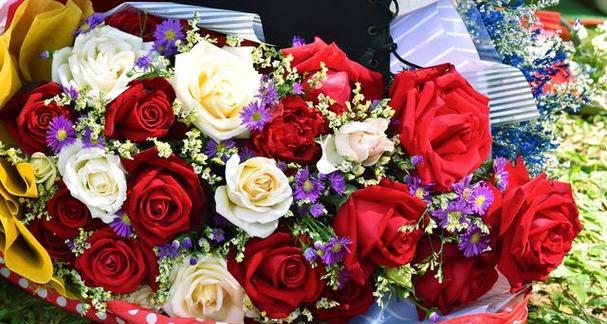 29朵玫瑰花语之爱意浓深（29朵玫瑰的花语及象征意义）