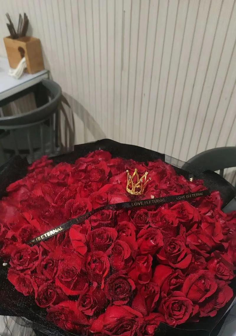 99朵玫瑰花的寓意（浪漫之极爱情之源）