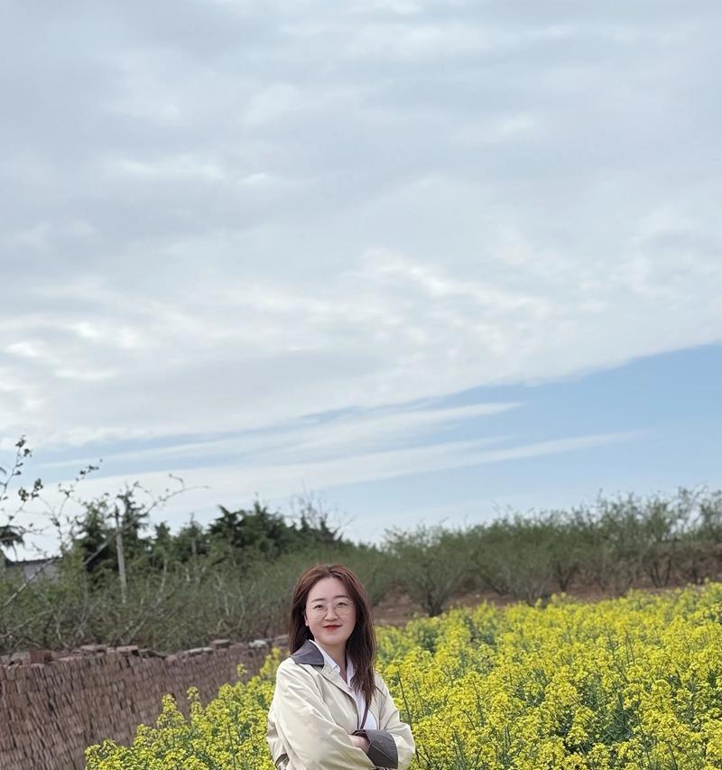 油菜花（花开如海，蕴含希望与温暖）