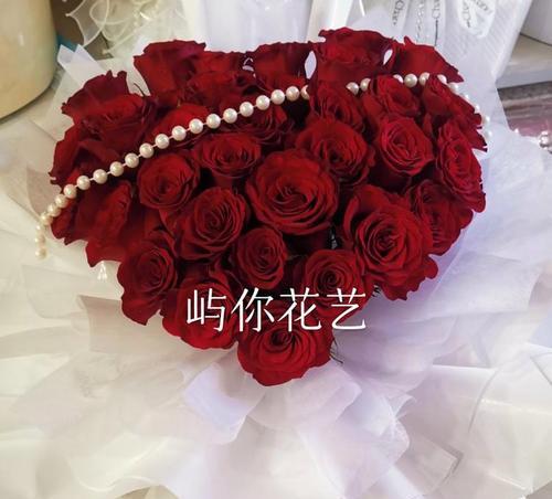 爱心玫瑰花代表的浪漫意义是什么？