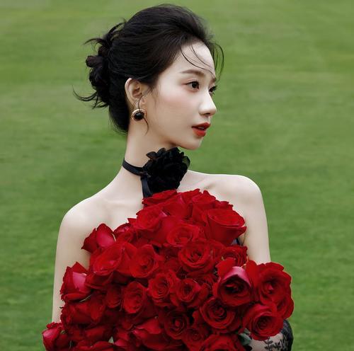 新娘手捧花通常代表什么？
