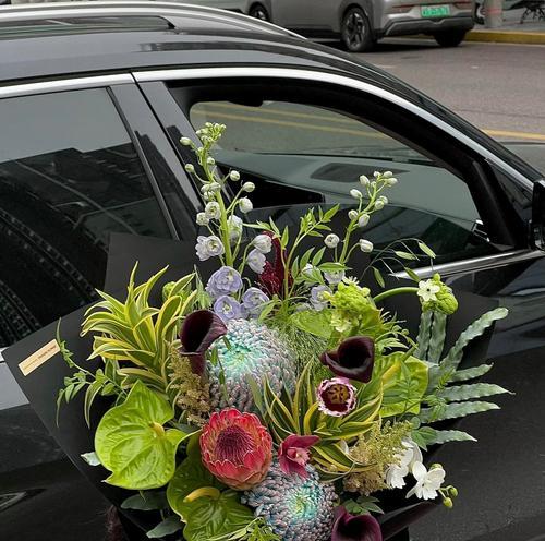 花艺绿色生活主题的意义是什么？如何通过花艺表达绿色生活？