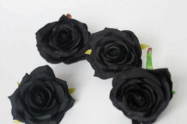 黑色假花有什么寓意？