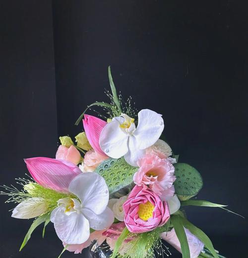 手捧花分开二合一的寓意是什么？它有什么特别含义？