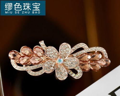 三八节送水晶花有何寓意？水晶花在节日礼物中有何特别之处？