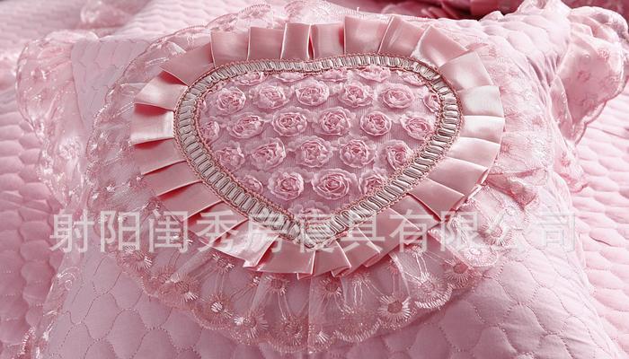 浪漫花语绣花被有什么特别寓意？如何挑选寓意浪漫的绣花被？