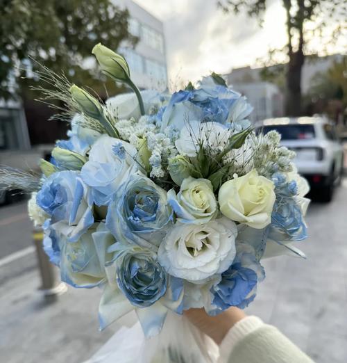 抢结婚手捧花的寓意是什么？手捧花在婚礼中的特殊含义？
