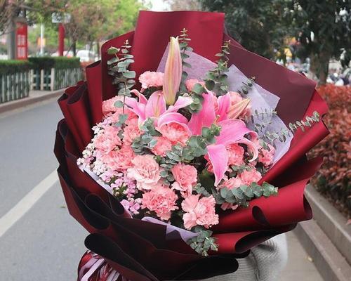 象征国庆节的花怎么折？国庆节送什么花合适？