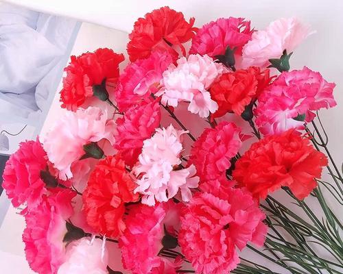 七朵花送母亲节代表什么？七朵花送母亲节的寓意是什么？