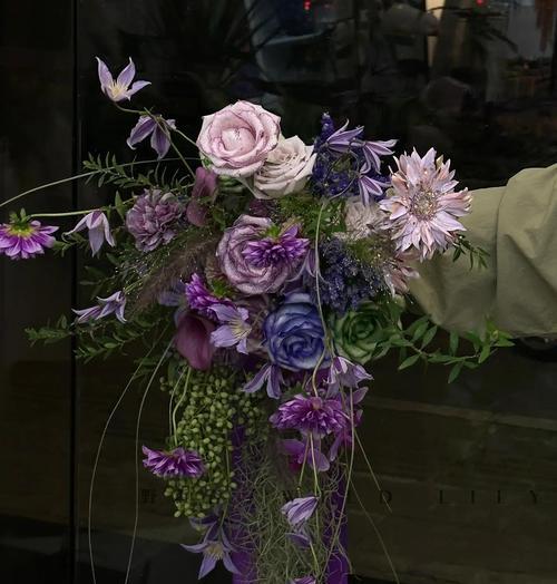 结婚手捧花背后有哪些寓意故事？