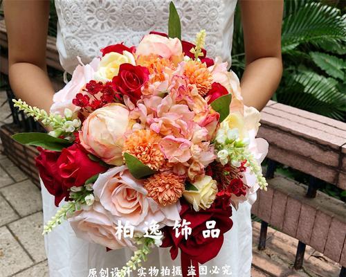 手捧花和戒指的寓意是什么？它们在婚礼中代表什么意义？