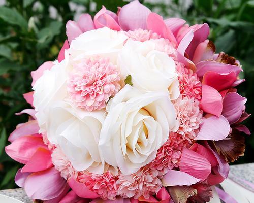 珠宝手捧花在婚礼上代表什么？结婚用珠宝手捧花的含义是什么？