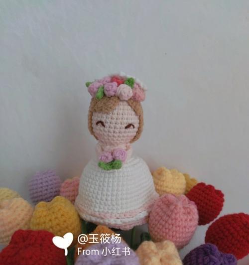 新娘娃娃手捧花有何特殊寓意？选择手捧花时应注意什么？