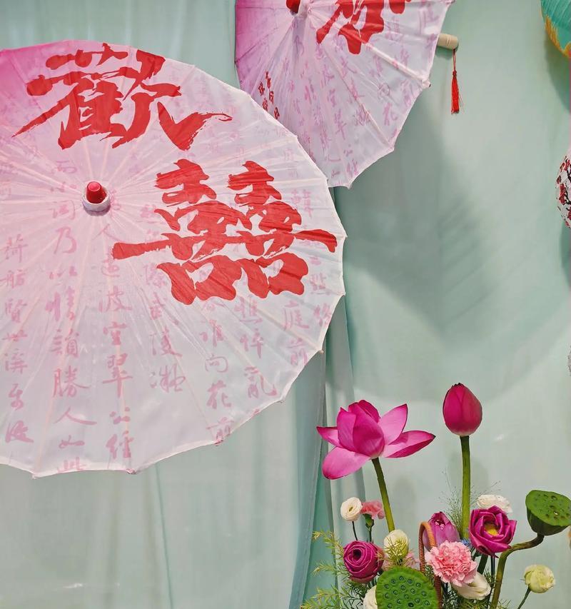 富贵花与荷花各自有什么寓意？