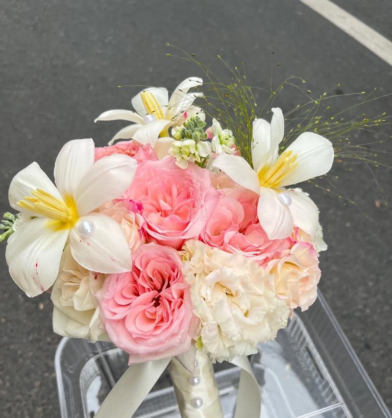 送明星手捧花有什么含义？手捧花作为礼物的寓意是什么？
