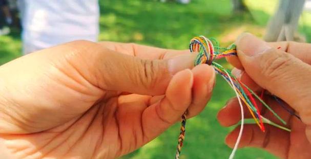 端午节丢花绳有何寓意？花绳的传统含义是什么？