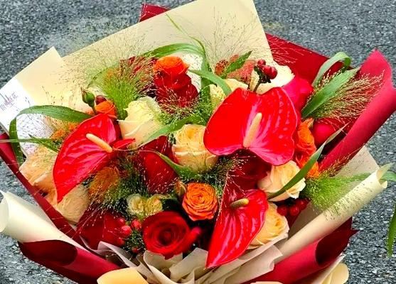 哪种花象征健康和快乐？送花表达祝福的正确选择是什么？